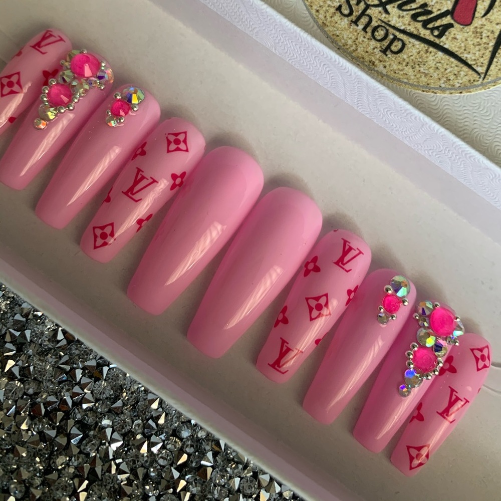 Press on nails size:S/M